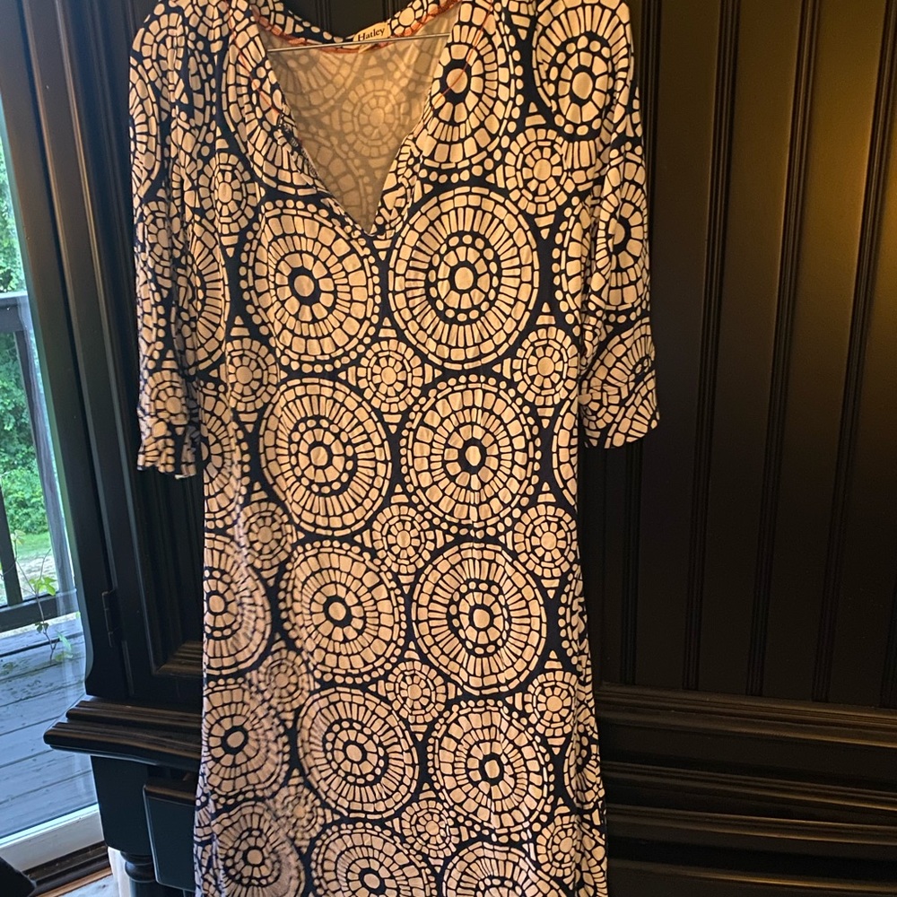 Hatley large blue and white stretchy summer dress new.